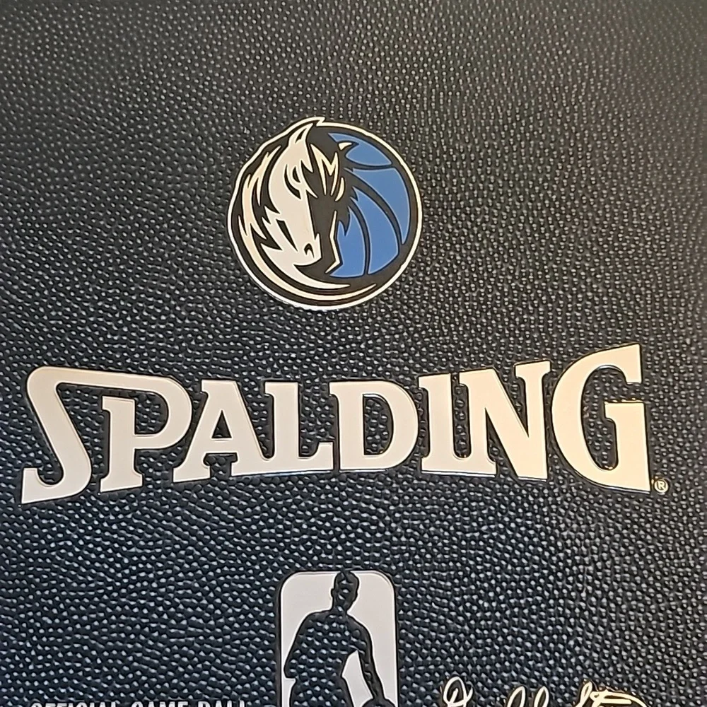 Spalding Official Game Ball NBA Portfolio Folder David Stern Dallas Mavericks